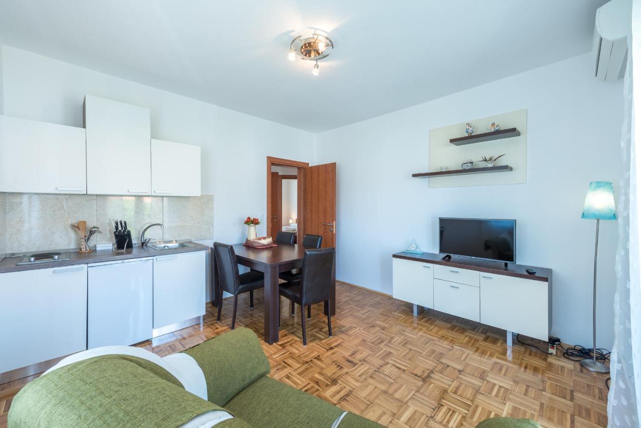 Angela Apartments Дубровник Экстерьер фото